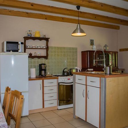 Gospodarstwo Agroturystyczne Nad Jeziorem Wsrod Lasow Lipnica  Dış mekan fotoğraf